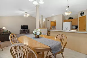 N7996 Woody Ln, Ixonia, WI 53036 - Photo 14