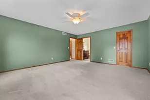 1365 Poplar Ridge Ct, Brookfield, WI 53045 - Photo 22