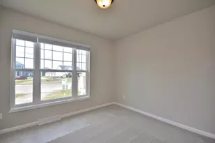 W197N5308 Lodgepole Ct, Menomonee Falls, WI 53051 - Photo 2
