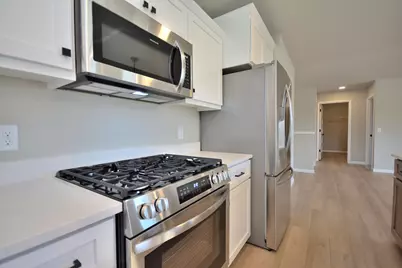 W197N5308  Lodgepole Ct, Menomonee Falls, WI 53051 - Photo 10