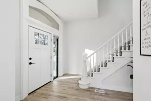 1136 Prairie Ave, Beloit, WI 53511 - Photo 4