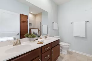 W197N16894 Stonewall Dr, Jackson, WI 53037 - Photo 26