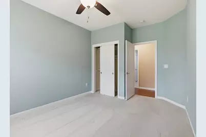 W197N16894  Stonewall Dr, Jackson, WI 53037 - Photo 22