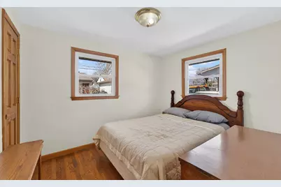 2430  Orchard St, Racine, WI 53405 - Photo 10