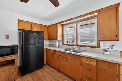 2430  Orchard St, Racine, WI 53405 - Photo 8