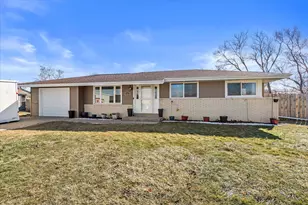7101 W Van Norman Ave, Greenfield, WI 53220 - Photo 22