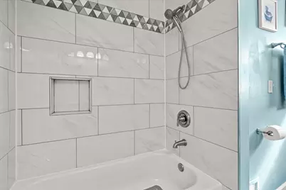 7101 W Van Norman Ave, Greenfield, WI 53220 - Photo 8