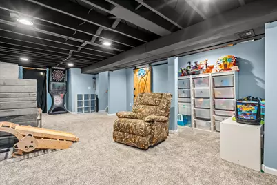 7101 W Van Norman Ave, Greenfield, WI 53220 - Photo 14