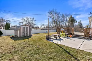 7101 W Van Norman Ave, Greenfield, WI 53220 - Photo 18