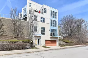 2175 N Riverboat Rd, Milwaukee, WI 53212 - Photo 6