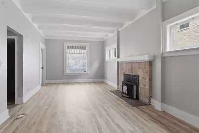 723  Clinton St, Waukesha, WI 53186 - Photo 4