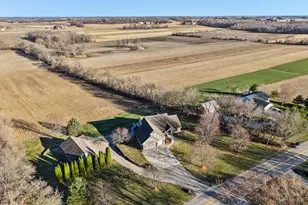 978 N Dewey Ave, Jefferson, WI 53549 - Photo 68