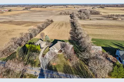 978 N Dewey Ave, Jefferson, WI 53549 - Photo 66