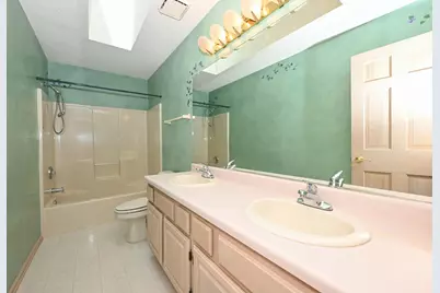 N21W24093  Dorchester Dr #16D, Pewaukee, WI 53072 - Photo 28