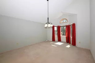 N21W24093 Dorchester Dr, Pewaukee, WI 53072 - Photo 16