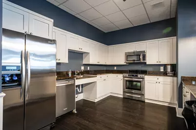 1660 N Prospect Ave #2201, Milwaukee, WI 53202 - Photo 24