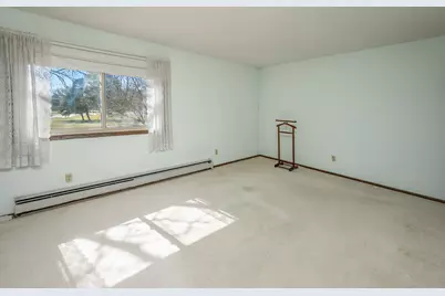 5200 S Tuckaway Blvd #270D, Greenfield, WI 53221 - Photo 12