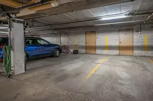 5200 S Tuckaway Blvd, Greenfield, WI 53221 - Photo 38