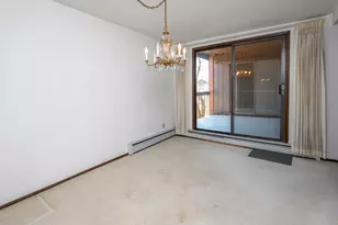 5200 S Tuckaway Blvd, Greenfield, WI 53221 - Photo 30