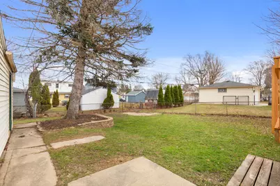 3616 S 89th St, Milwaukee, WI 53228 - Photo 20