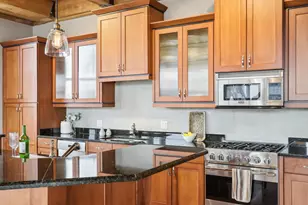 541 E Erie St, Milwaukee, WI 53202 - Photo 12