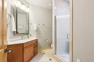 541 E Erie St, Milwaukee, WI 53202 - Photo 20