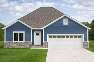 1476 Center St, Hartford, WI 53027 - Photo 1