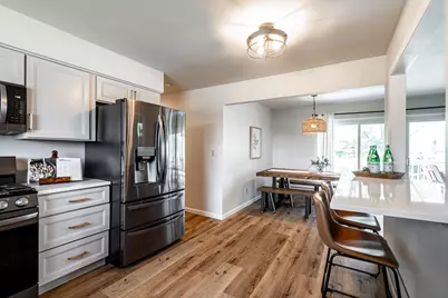 1452 N Lapham St, Oconomowoc, WI 53066 - Photo 6