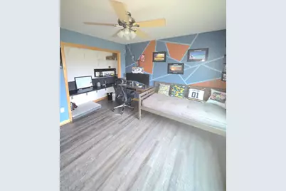 N173W20101  Crestview Dr, Jackson, WI 53037 - Photo 16