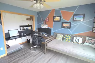 N173W20101 Crestview Dr, Jackson, WI 53037 - Photo 16