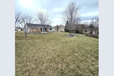 N173W20101  Crestview Dr, Jackson, WI 53037 - Photo 28