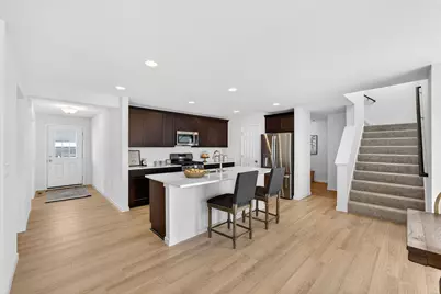 674  Stonefield Ln, Whitewater, WI 53190 - Photo 8