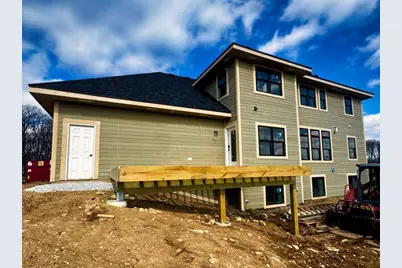 N66W21075  Sweet Clover Dr, Menomonee Falls, WI 53051 - Photo 6