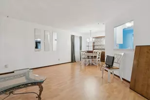 9930 W Magnolia St, Milwaukee, WI 53224 - Photo 8