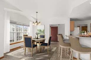 617 Hickory Hollow Rd, Racine, WI 53185 - Photo 4