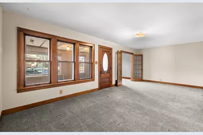 151  Edgewood Ln, West Bend, WI 53095 - Photo 8