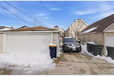 1565 S 57th St, West Allis, WI 53214 - Photo 6