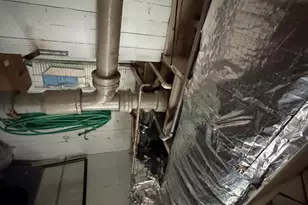 1565 S 57th St, West Allis, WI 53214 - Photo 18