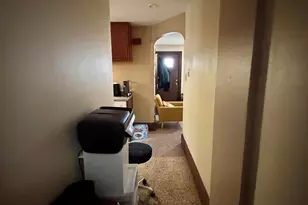 1565 S 57th St, West Allis, WI 53214 - Photo 28