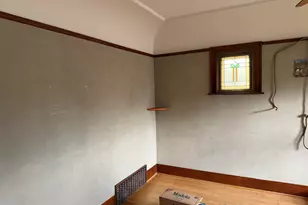 1565 S 57th St, West Allis, WI 53214 - Photo 4