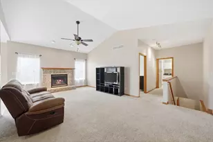 N8330 Whippoorwill Rd, Ixonia, WI 53036 - Photo 10