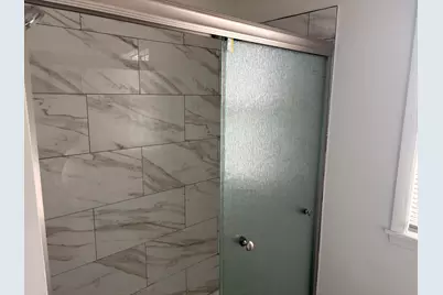 5879 N 29th St, Milwaukee, WI 53209 - Photo 10