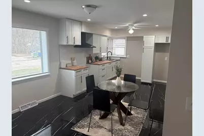 5879 N 29th St, Milwaukee, WI 53209 - Photo 4