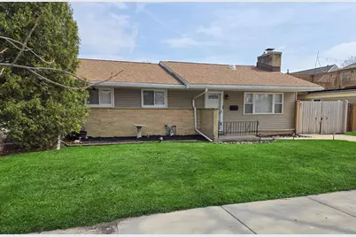 2811  Ruby Ave, Racine, WI 53402 - Photo 1