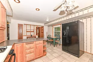 6015 S 18th St, Milwaukee, WI 53221 - Photo 14