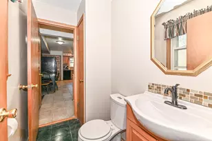 6015 S 18th St, Milwaukee, WI 53221 - Photo 18