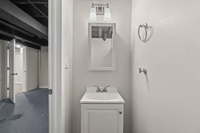 2459 S 82nd St, West Allis, WI 53219 - Photo 20