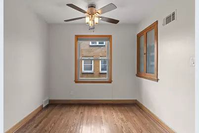 2459 S 82nd St, West Allis, WI 53219 - Photo 16