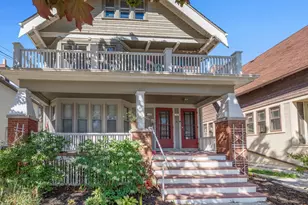 1845 N Warren Ave, Milwaukee, WI 53202 - Photo 30