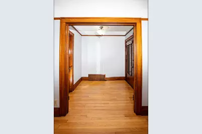 1845 N Warren Ave #1847, Milwaukee, WI 53202 - Photo 16